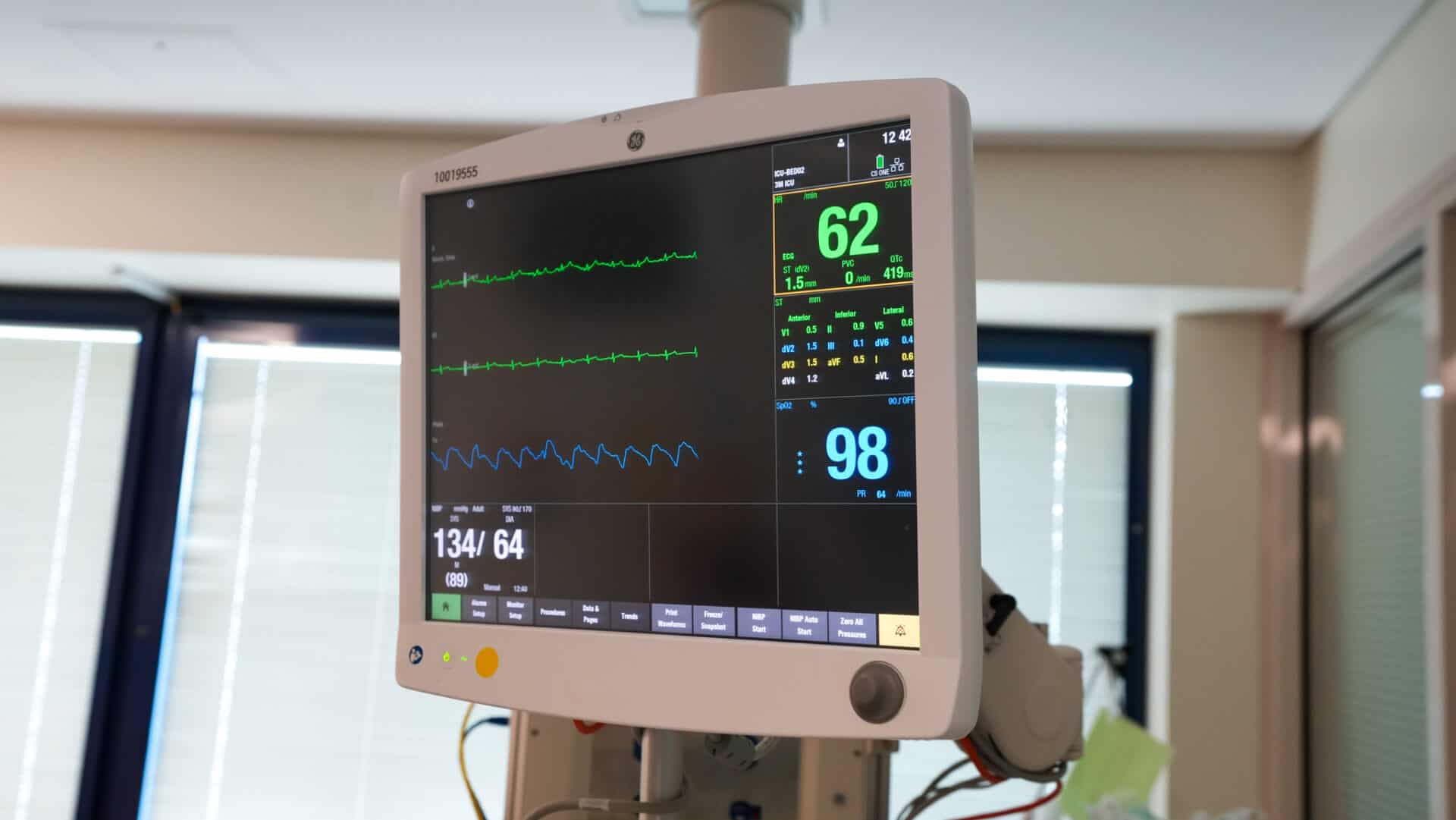 AI Initiative Targets 'Beeps and Bongs' to Revolutionise ICU Care ...